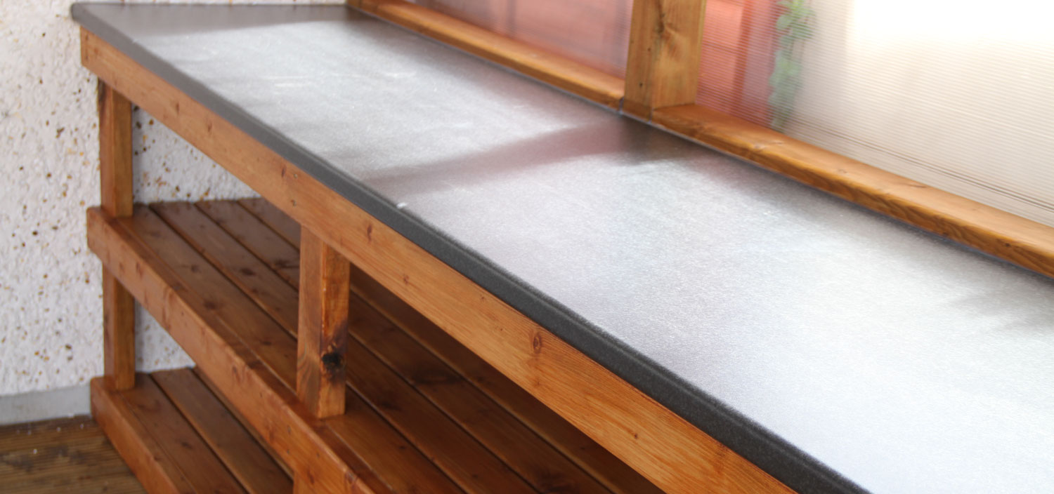 Sitting Area, Box Storage and Worktop